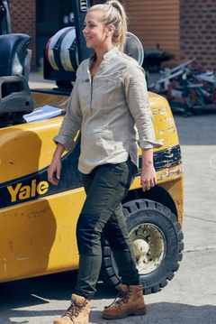 Womens Flex and Move Cargo Pants